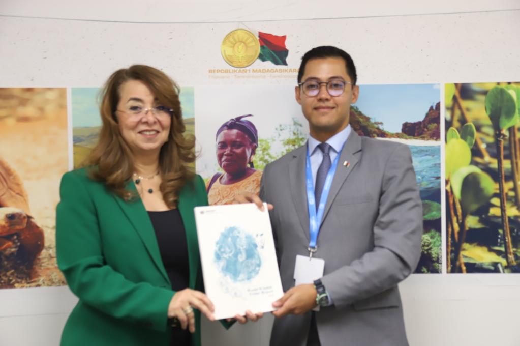 Madame Ghada Fathi Waly et Monsieur Max Andonirina Fontaine lors de la rencontre en le MEDD et l'ONUDC à l'occasion de la COP 29 à Bakou