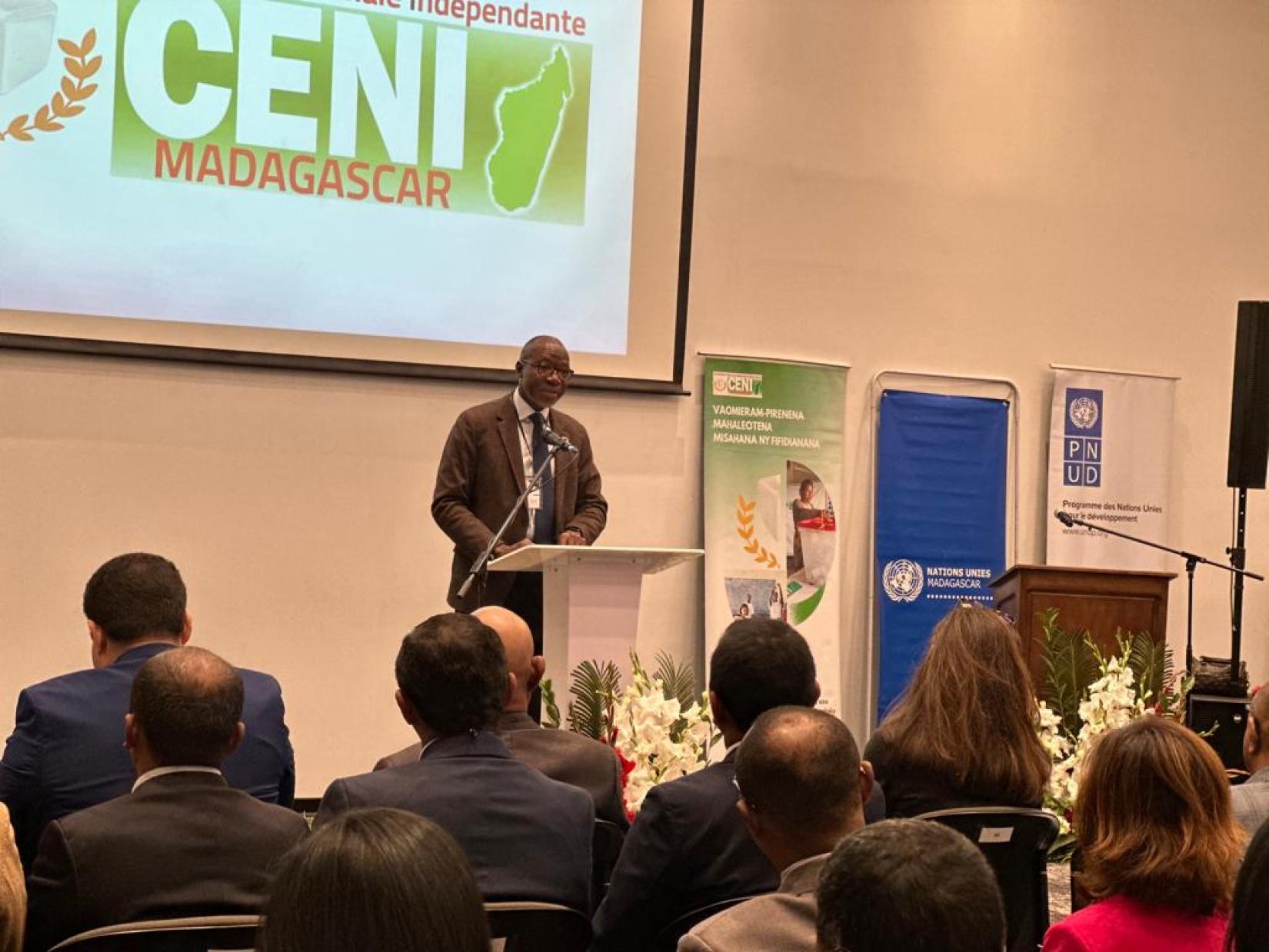 Mr Issa Sanogo - Coordonnateur Résident SNU Madagascar